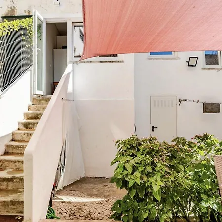 Refreshed With Private Garden Almada