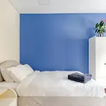 דירה Refreshed With Private Garden *