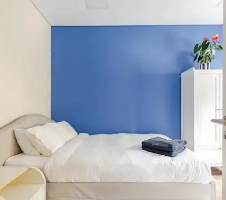 Apartman Refreshed With Private Garden *