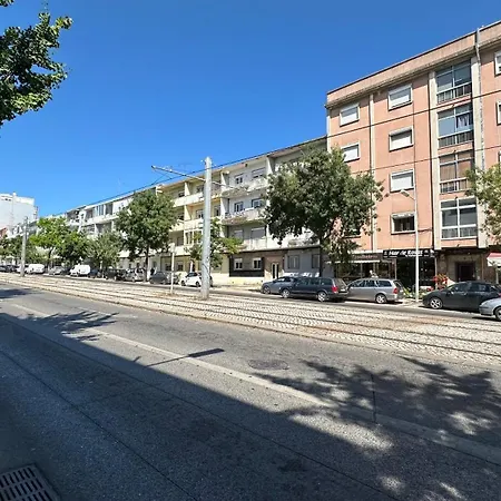 Apartman Refreshed With Private Garden *