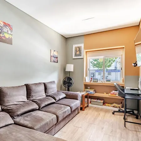 Refreshed With Private Garden Apartament *